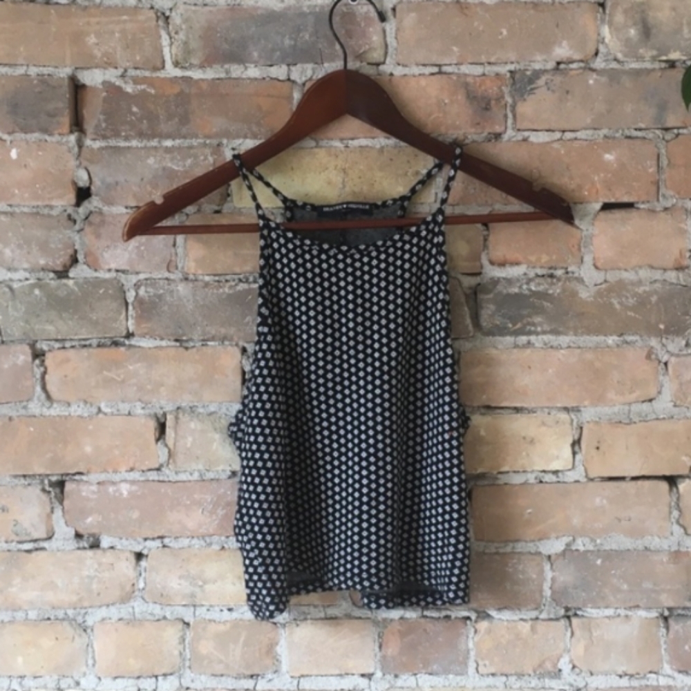 Brandy Melville Crop Top